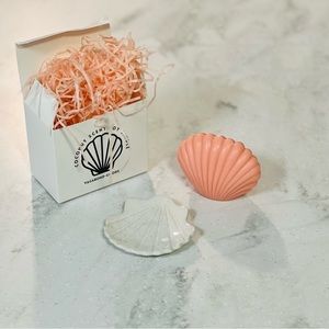 Bundle: Beachly Ceramic Seashell Tray & Vagabond Goods Coconut Scent Soy Candle